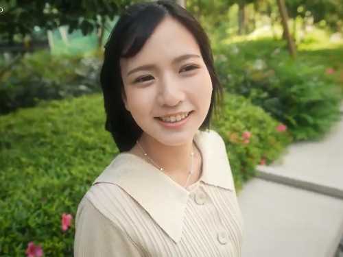 ＜完全シロウト美女＞ハーフ系の顔立ちのお姉さんが昼間っから男性と公開SEX