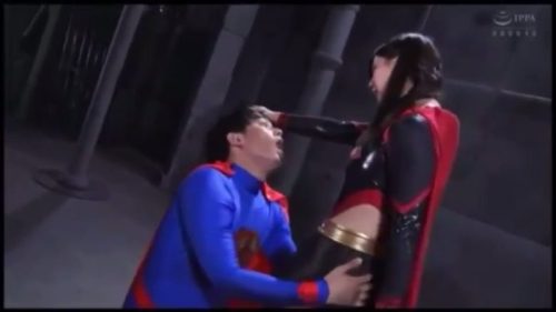 あの有名な某アニメキャラ根お姉さんが素人男性と濃厚ハメ
