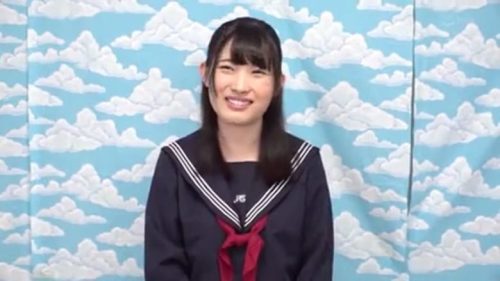 ＜現役JK×企画＞某女子学校に通っている童顔JK女の子が禁断企画で処女喪失