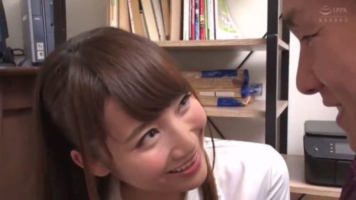 「エッチなコトする？」美人で癒し系お姉さんが僕を卑猥な言葉で誘惑するから勢いで中出しハメしちゃったｗ