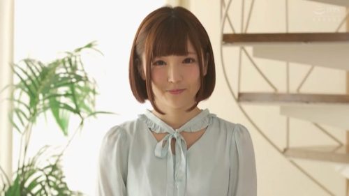 「緊張しちゃう❤」ショトカの癒し系お姉さんがエッチが大好きで素人アダルト撮影に自ら応募ｗのトップ画像
