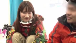 ＜MM号×カップル×中出しNTR＞某スキー場でゲットした仲良しカップルさんをMM号に呼び彼氏を外に出し彼女を中出しNTR