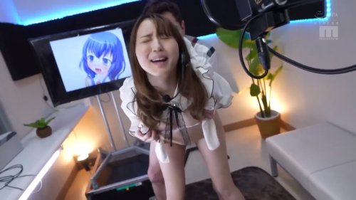 【日向ゆら】エロゲ声優を募集したらアフレコ中に立ちバックで膣奥まで高速ピスで何度も痙攣イキしちゃったお姉さん