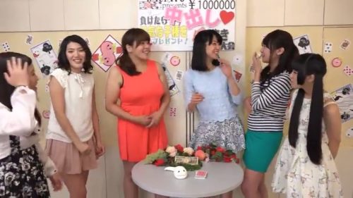 ＜集団美女×中出し＞賞金を懸けた戦いで負けたら無償で中出しされる企画