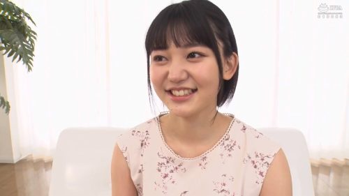 【相原槻羽】＜18歳美少女×AVデビュー＞現役大学生のピュアなショートヘアの美少女18歳がＡＶデビュー