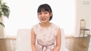 ＜18歳美少女×デビュー作＞「初めてで緊張します❤」某有名大学の美少女18歳がAVデビュー