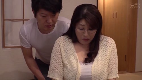 ＜近親相姦×義母＞嫁の義母とSEXするまだ下半身が元気な夫ｗ