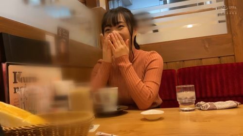 ＜美少女×中出し＞可愛い美少女と1日デートした後ホテルでしっぽりコスプレセックスｗ