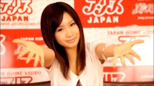 【小島みなみ】＜お姉さん×顔射＞人気AV女優のお姉さんとプールサイドで爆ハメSEX