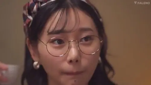 【三葉ちはる】＜OLお姉さん×口内射精＞僕は相部屋になった美人上司の誘惑に負け朝から晩まで濃厚SEX