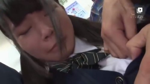 【朱果】「いやっやめて下さい！」この映像は某電車内に装着されたカメラ映像を極秘で入手した映像になります。現役JK女の子が満員電車内で痴漢された挙句に中出し強姦される動画はこちら