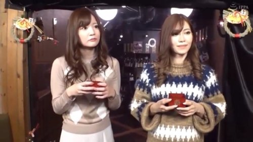 【夏希まろん】《エロ動画×姉妹･MM号》エッチなオモチャのモニター体験を募集したらエッチな姉妹が応募してくれたのでお決まりのマジックミラー号に誘いミラー越しに彼氏に背徳感を感じ他人棒に寝取られる始末