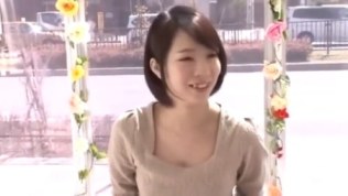 《エロ動画×人妻･MM号》街で見付けた美人妻をマジックミラー号へ呼びこみマッサージのモニターと称してチンポ挿入！無許可中出し！