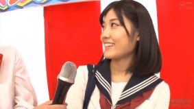 《エロ動画×素人JK･企画物》学校帰りのJKをナンパして賞金を渡しツイスターゲームにご招待！そこで待っているのはエッチな罰ゲーム！