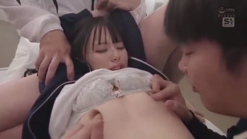 【渚あいり】《エロ動画×JK･輪姦レイプ》生意気で面倒くさいチビ女をラグビー部の圧倒的な力でねじ伏せバチボコに輪姦して分からせる地獄の調教