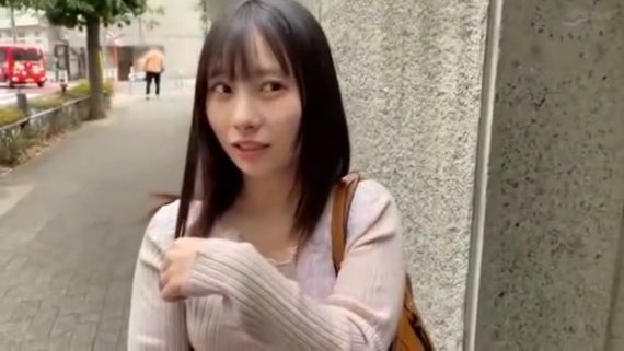 《エロ動画×素人･人妻》美人若妻が奥手男子の練習台に！？ホテルへ誘い、手入れされた極上パイパンへ容赦なく生中出し