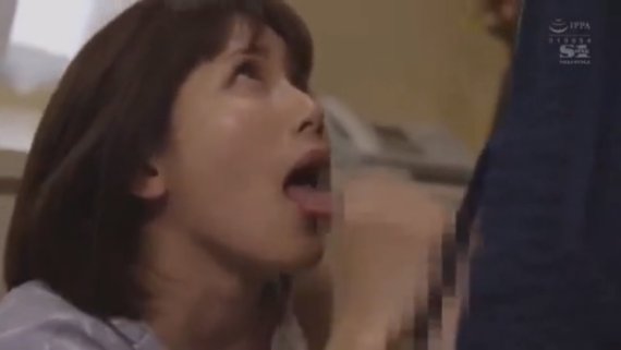 【小島みなみ】《エロ動画×人妻･寝取り》旦那の入浴中に義父の部屋へ…「ごめんなさい」と言いながらも快感に抗えず抱かれ続ける人妻の背徳の15分