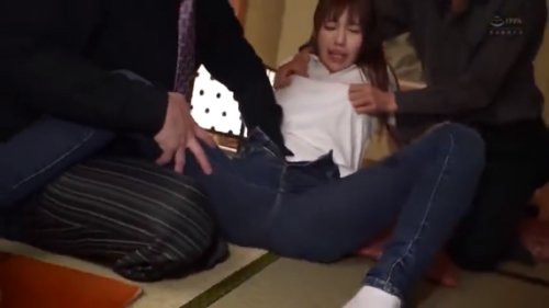 【宮崎リン】《エロ動画×人妻･レイプ》郵便受けに送られてきた一巻の映像ディスクそこに記録されていた愛する妻の残酷な悲劇