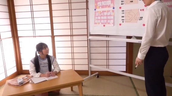 【泉りおん】《エロ動画×美少女･性教育塾》性知識の乏しい女の子向けに性教育を行う塾であるおちんちん教室！