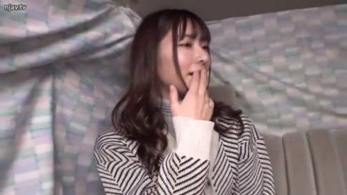 《エロ動画×素人･人妻》欲求不満な素人人妻をロケ車でナンパしてインタビュー後にホテルへ移動し寝取りセックス
