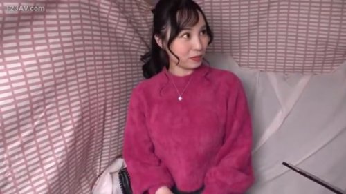 《エロ動画×人妻･素人》都内でナンパされた結婚八年目の巨乳セレブ妻がホテルで無許可中出しされちゃう