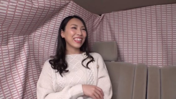 《エロ動画×人妻･素人》欲求不満な自由が丘のセレブ妻が自慰行為じゃ我慢できず久々の他人棒でイキまくり