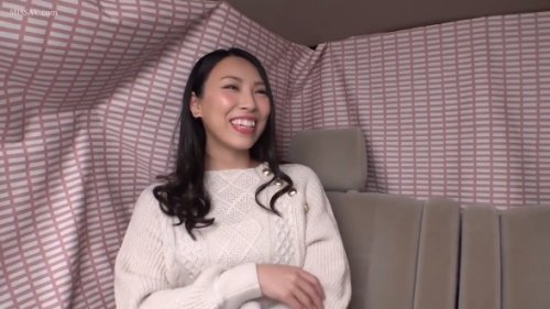 《エロ動画×人妻･素人》欲求不満な自由が丘のセレブ妻が自慰行為じゃ我慢できず久々の他人棒でイキまくり