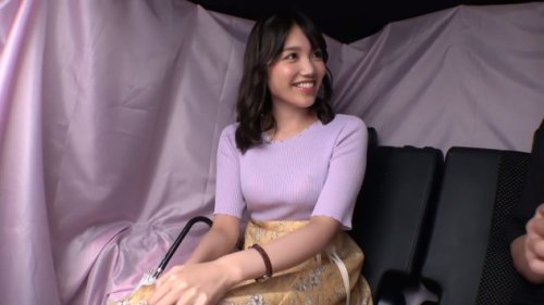旦那とレスの人妻をロケ車に連れ込み下着調査と称して電マ責めでイカせまくる淫乱生中出し