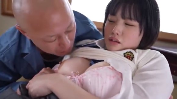 【神木彩･月雲よる】「動画」青春のすべてを義父の狂った性欲の餌食にされ心と体を完全に破壊されて朽ち果てていく逃げ場のないJK女子