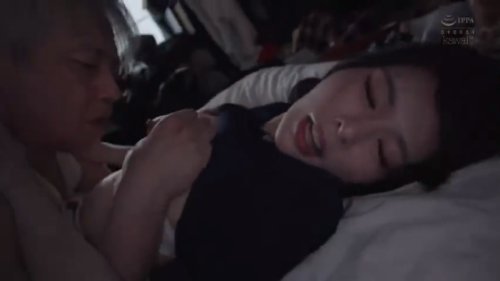 【黒島玲衣】「動画」隣のキモいおっさんの部屋に引きずり込まれ抜け出せない恐怖と悪臭の中で狂ったように腰を振られまくる絶望の肉便器生活 CAWD-884
