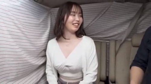 「素人動画」旦那とのレス生活にすっかり乾ききった美人妻がナンパスタッフの怪しい誘惑にコロッと負けてホテルで激しくヤッちまう