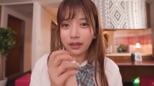 【北岡果林】「動画」彼女なし童貞の兄の部屋に勝手に上がり込み全裸一歩手前でシコり方を徹底指導してくれるドスケベ妹の狂気の手淫実況　Xvsr-880